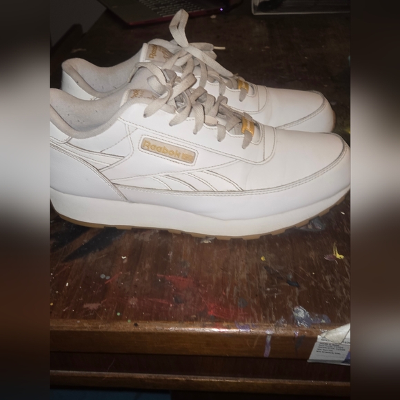 Reebok classics - Picture 2 of 5